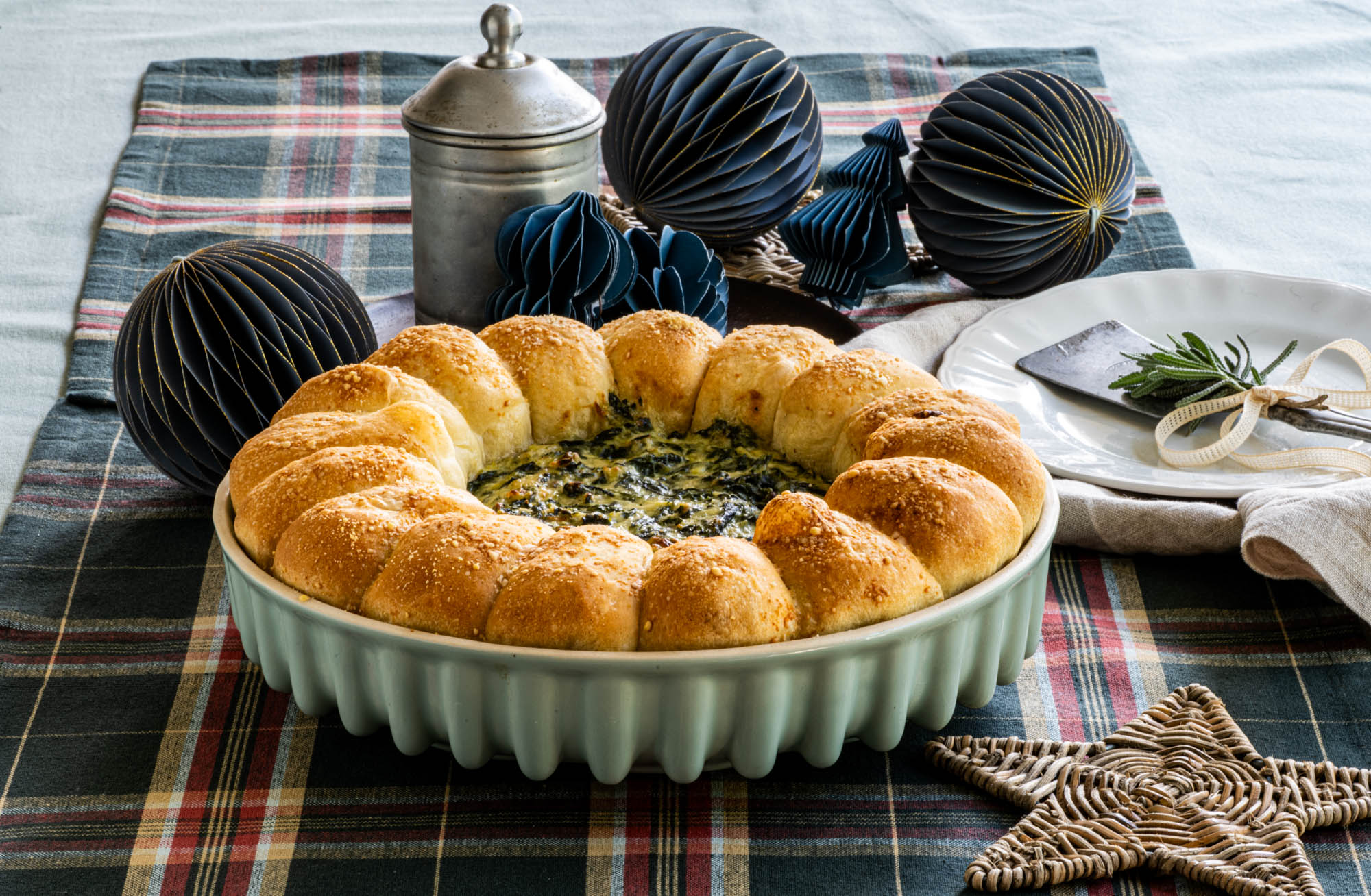 STEFANI-PSOMIOU-PULL-APART-DIP-TIRION-SPANAKI